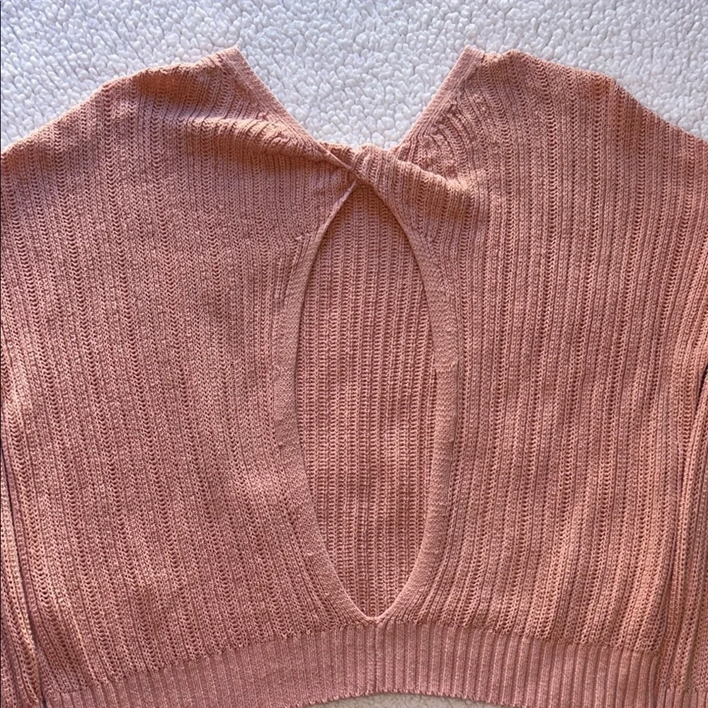 Hollister Pink V-Neck Cropped Sweater Ribbed Knit